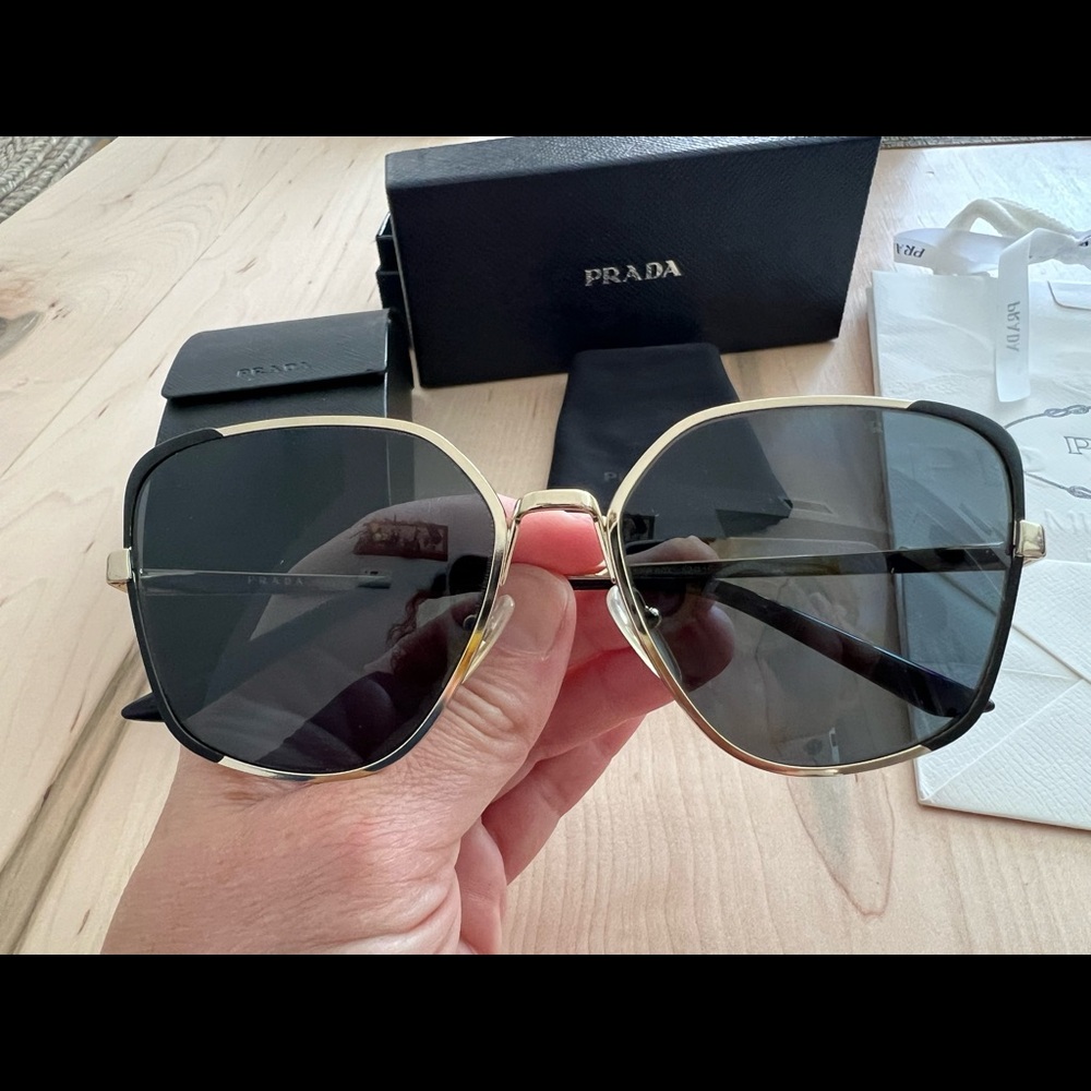 Good Condition, Authentic Prada Polarized Sunnies. - image 3